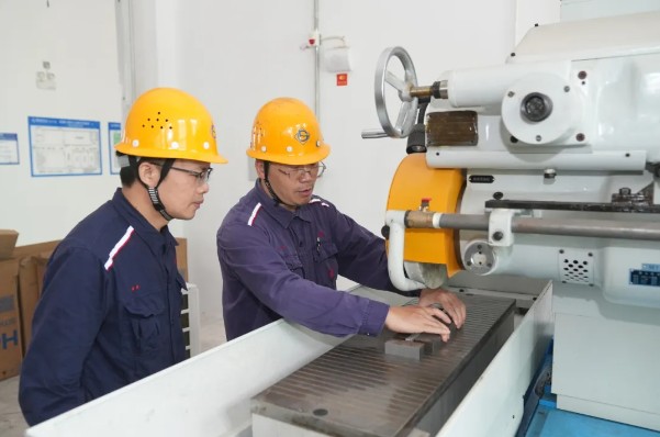 自主創(chuàng)新顯成效，拉伸試驗(yàn)樣品制備又有好方法！